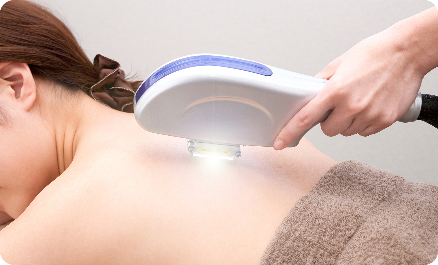 医療脱毛の熱破壊式と蓄熱式の違いを解説！ どっちの施術方法がおすすめなのかも紹介